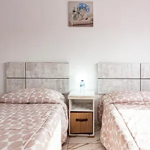 https://home-queen.in-canary-islands.com